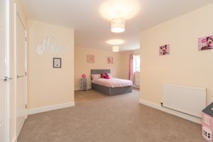 Bed- click for photo gallery